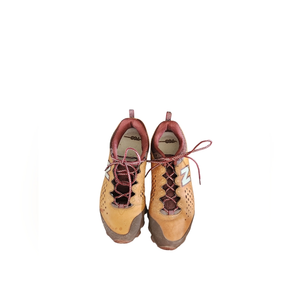New Balance WT700BR Womens Running Shoes LT BRN 9B Leather Hiking Trail Sneakers